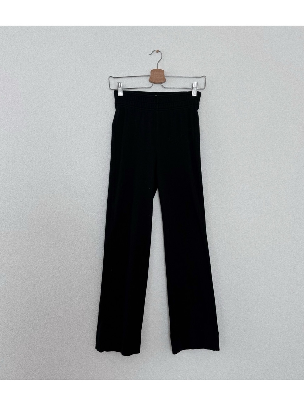 everlane the ribbed flare pant